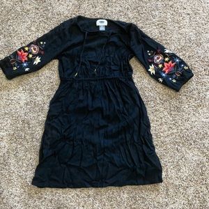 Beautiful sleeve stitched dress